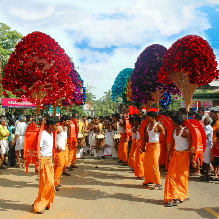 Kavadiyattam